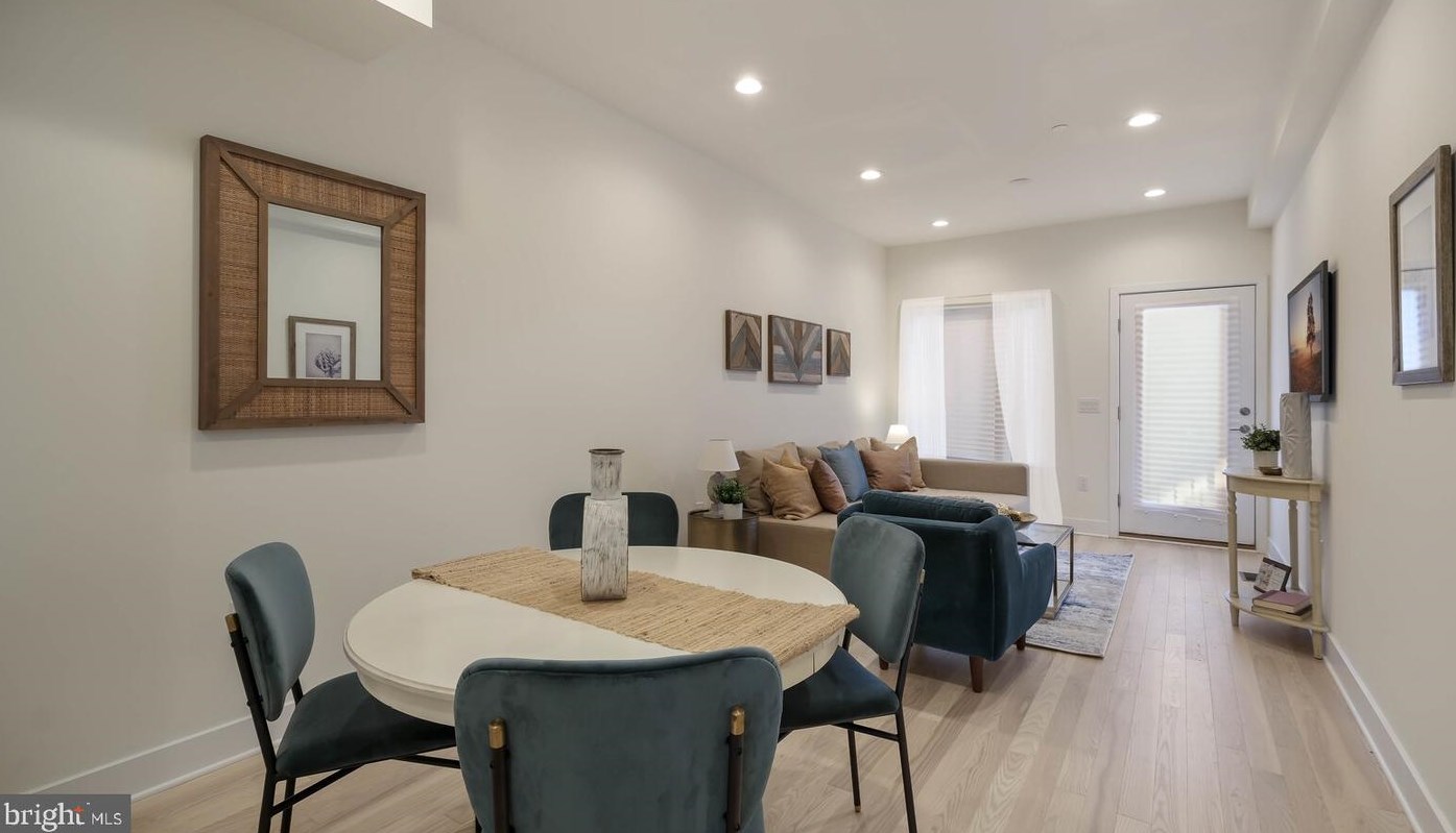 2103 Hagert St, Philadelphia PA  19125-1601 exterior