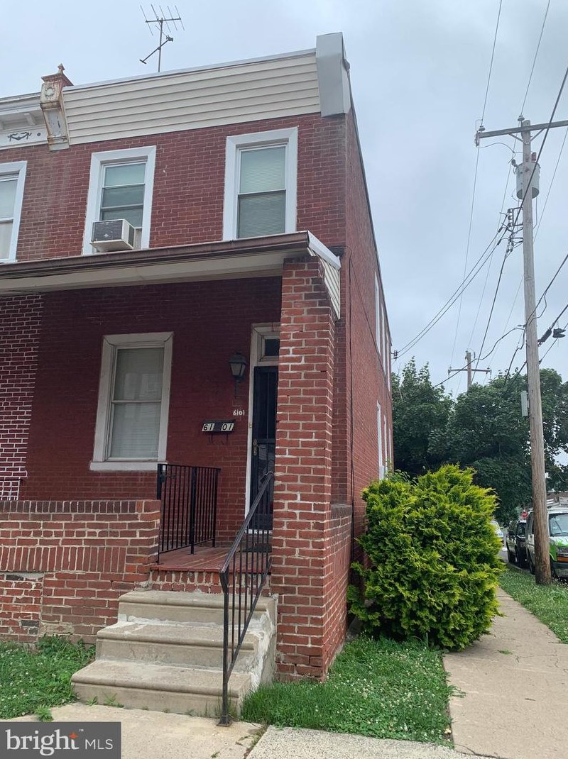 6101 Palmetto St, Philadelphia, PA 19111-5729