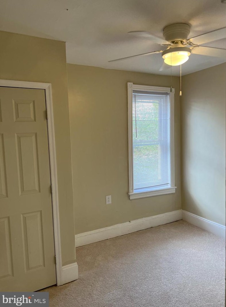 1424 Felton St, Philadelphia PA 19151-4138 exterior