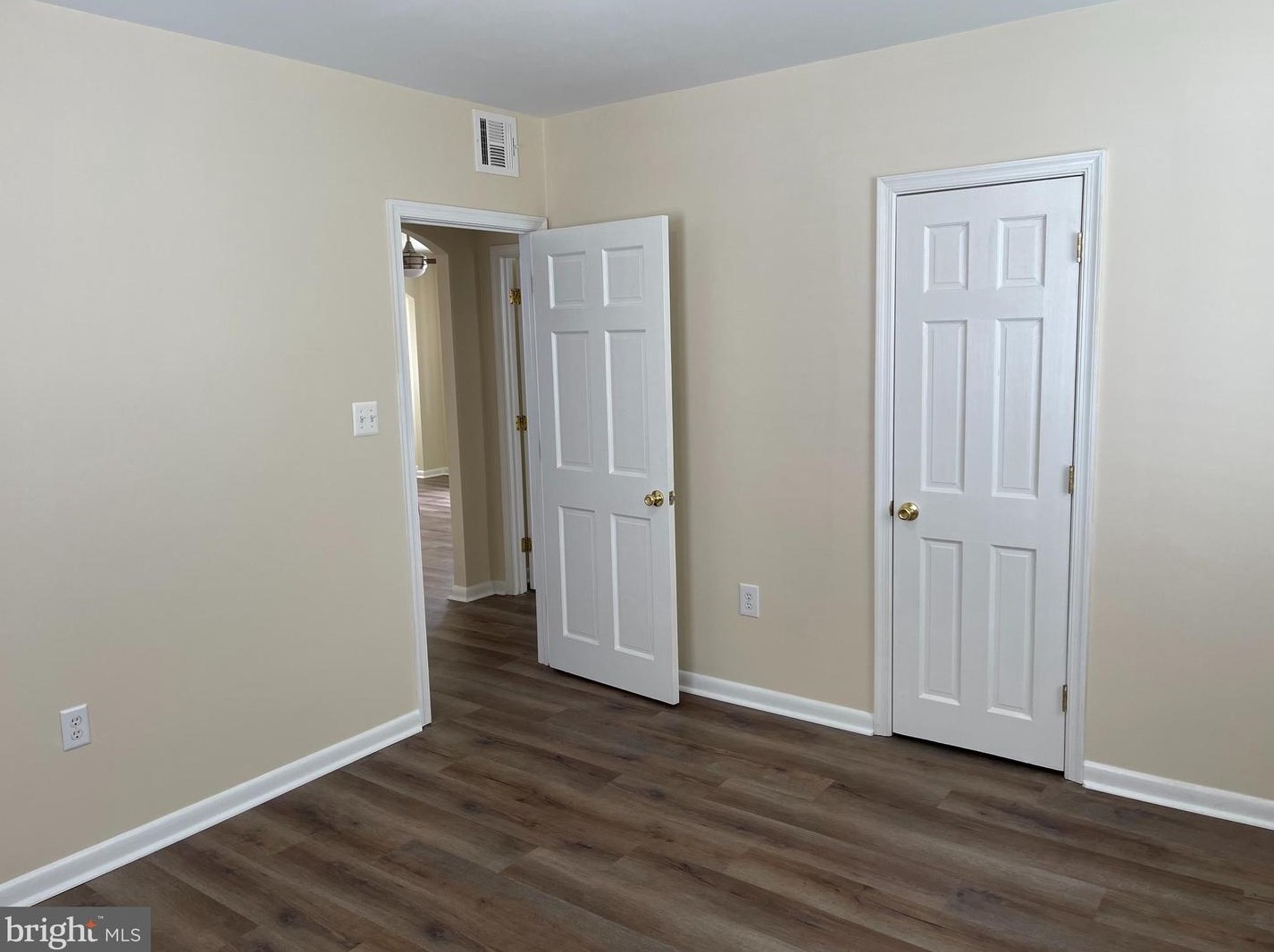 9224 Horatio Rd, Philadelphia PA 19114-3809 exterior