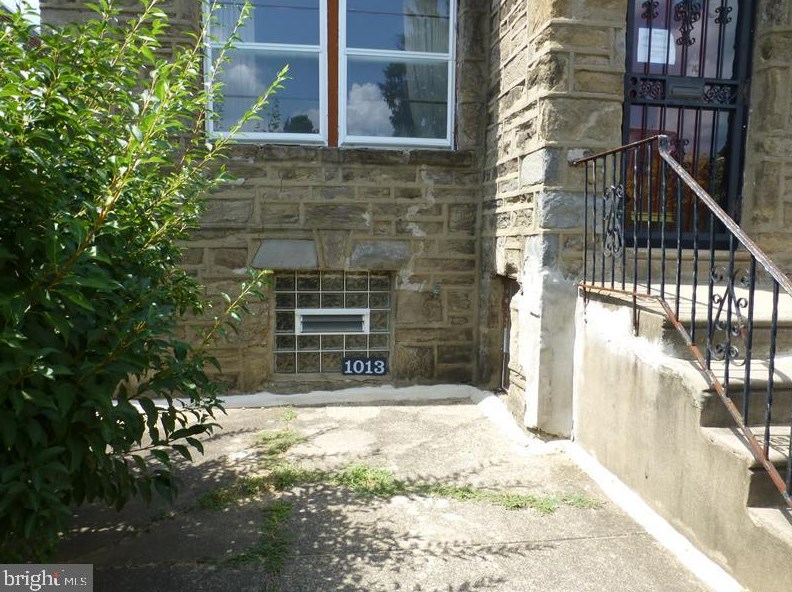 1013 Slocum St, Philadelphia, PA 19150-3120
