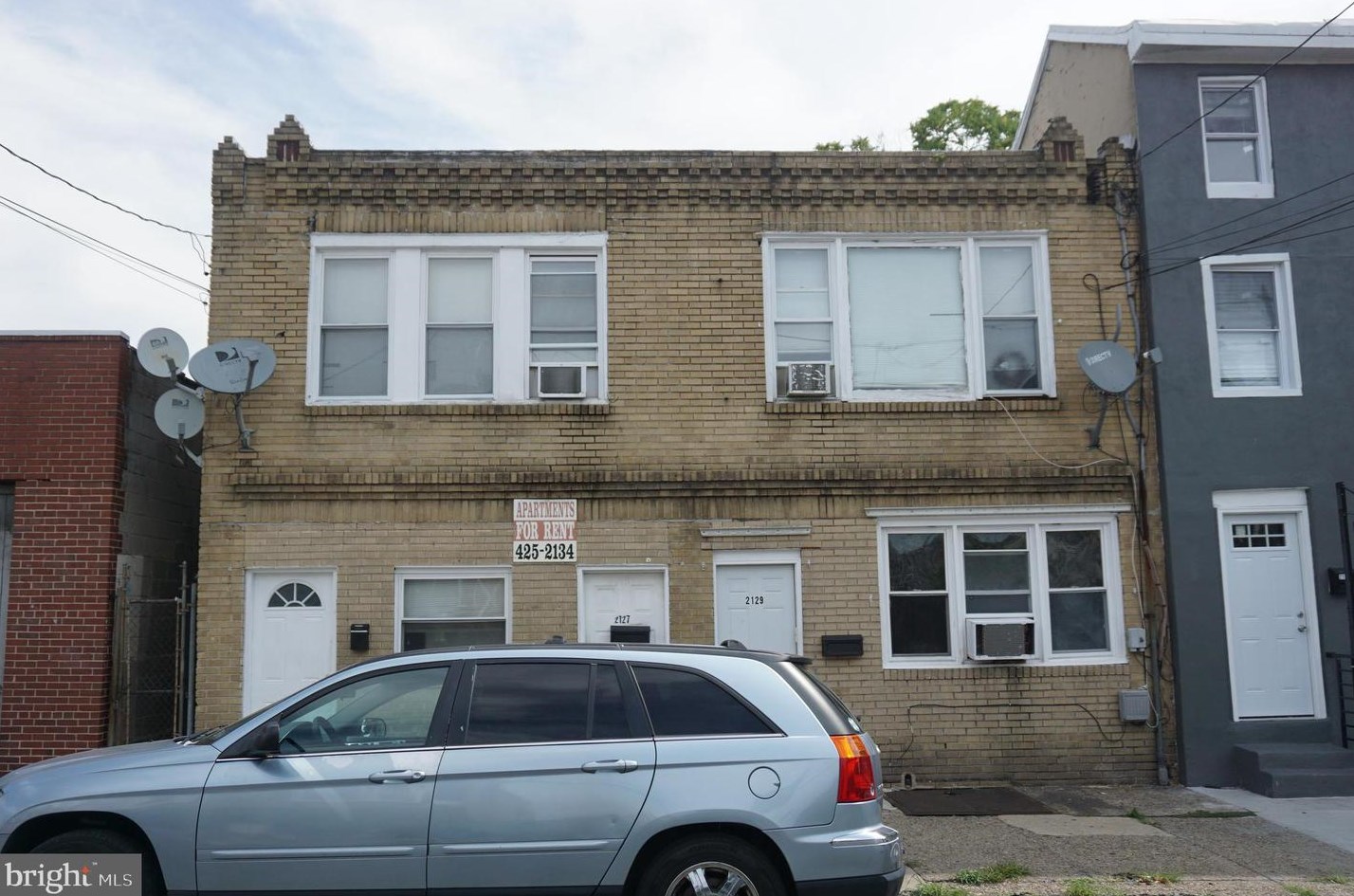 2129 Clearfield St, Philadelphia, PA 19132-1518