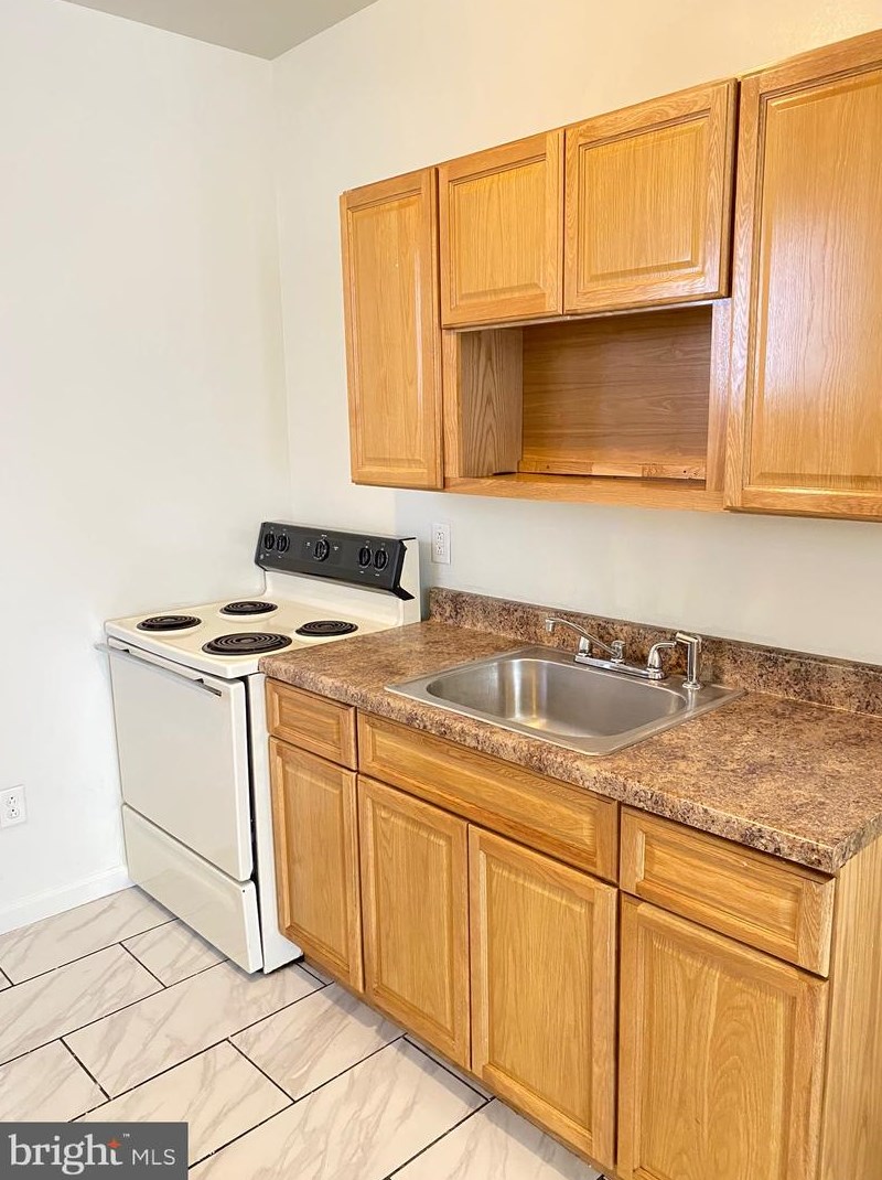 1513 Cambridge St #1, Philadelphia, PA 19130