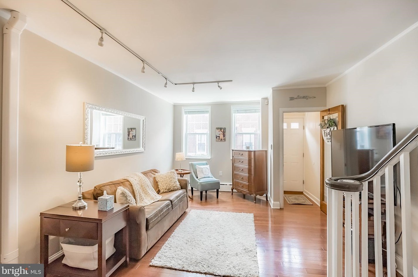 1045 Mercy St, Philadelphia, PA 19148