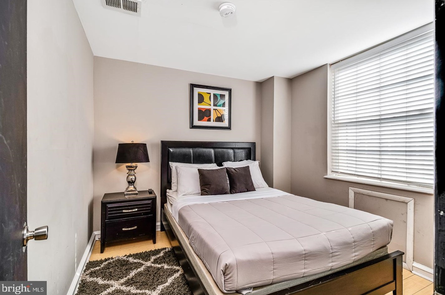 2135 Walnut St #603, Philadelphia, PA 19103
