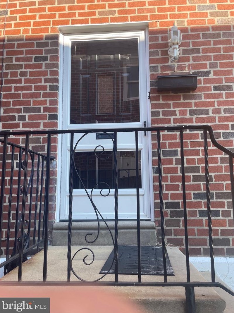 1738 Danforth St, Philadelphia, PA 19152