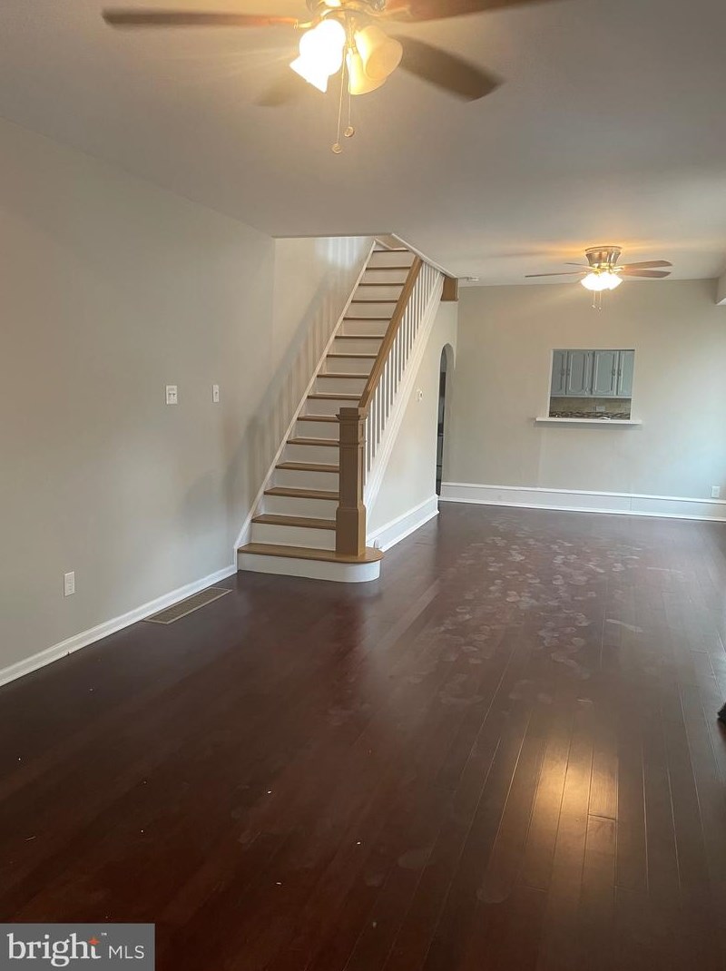 2623 Sepviva St, Philadelphia PA  19125-1830 exterior
