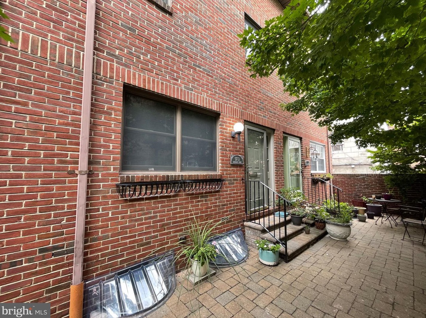 517 Randolph Ct # D, Philadelphia, PA