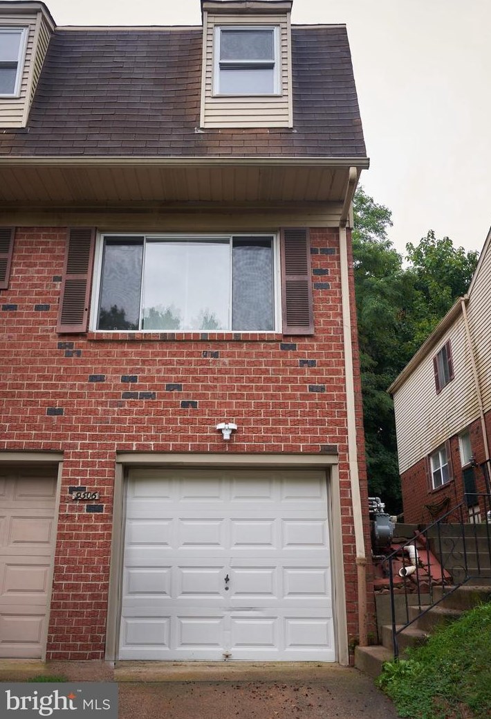 9306 Jamison Ave, Philadelphia, PA 19115-4277
