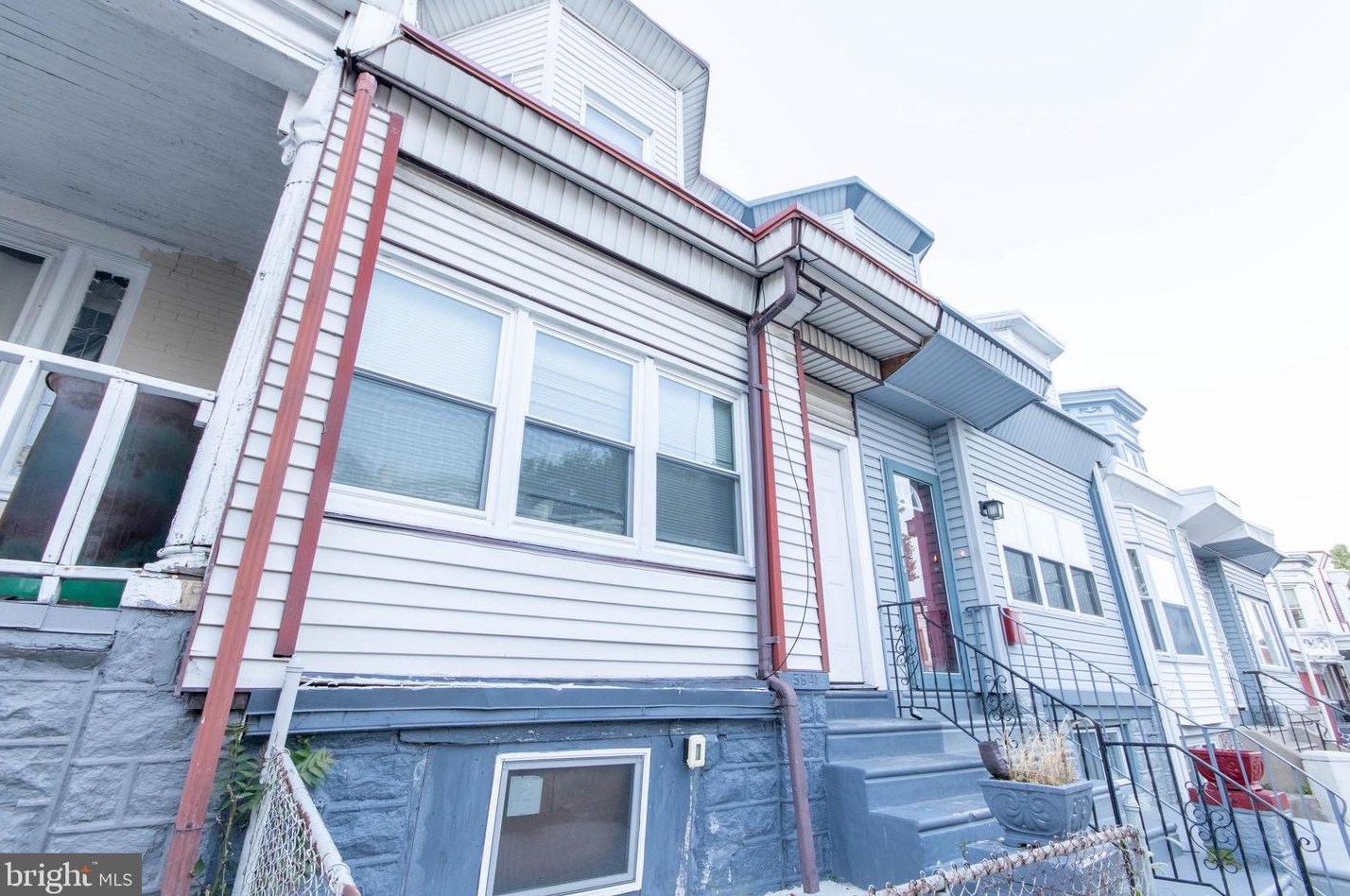 5641 Elliott St, Philadelphia, PA 19143-4649