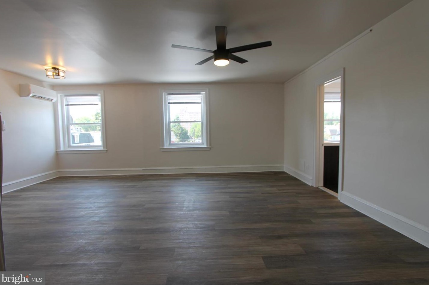 326 W Chelten Ave #302, Philadelphia, PA 19144