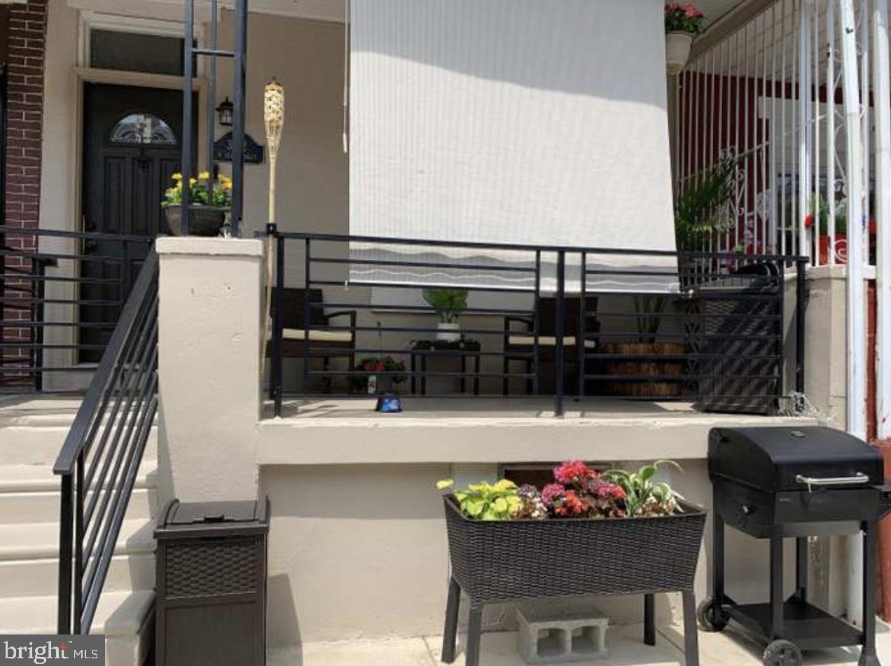 3952 Delhi St, Philadelphia, PA 19140-3113