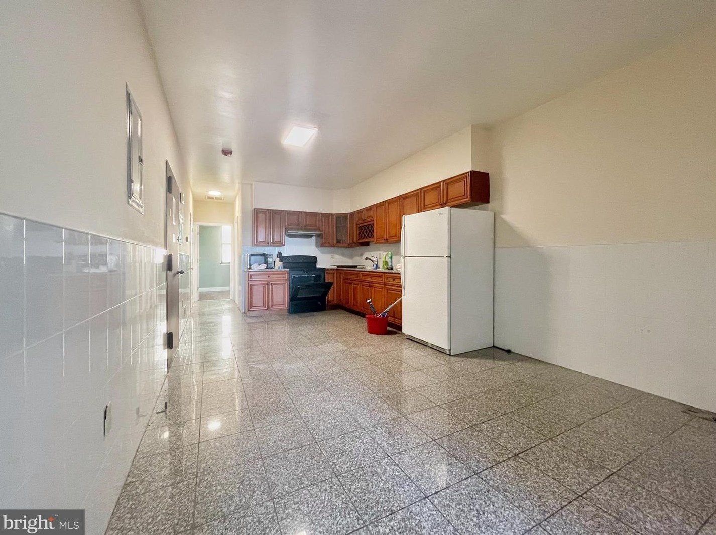 1216 N Carlisle St #2, Philadelphia, PA 19121
