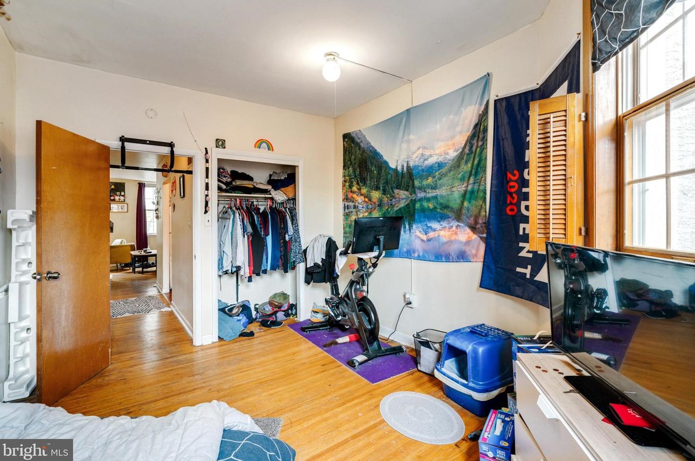 508 7th St, Philadelphia PA 19123-3912 exterior