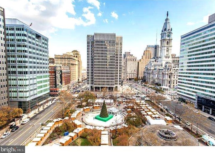 1600 Arch St, Philadelphia PA  19103-2028 exterior