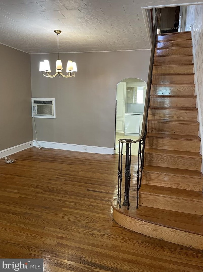 2422 S Chadwick St, Philadelphia, PA 19132