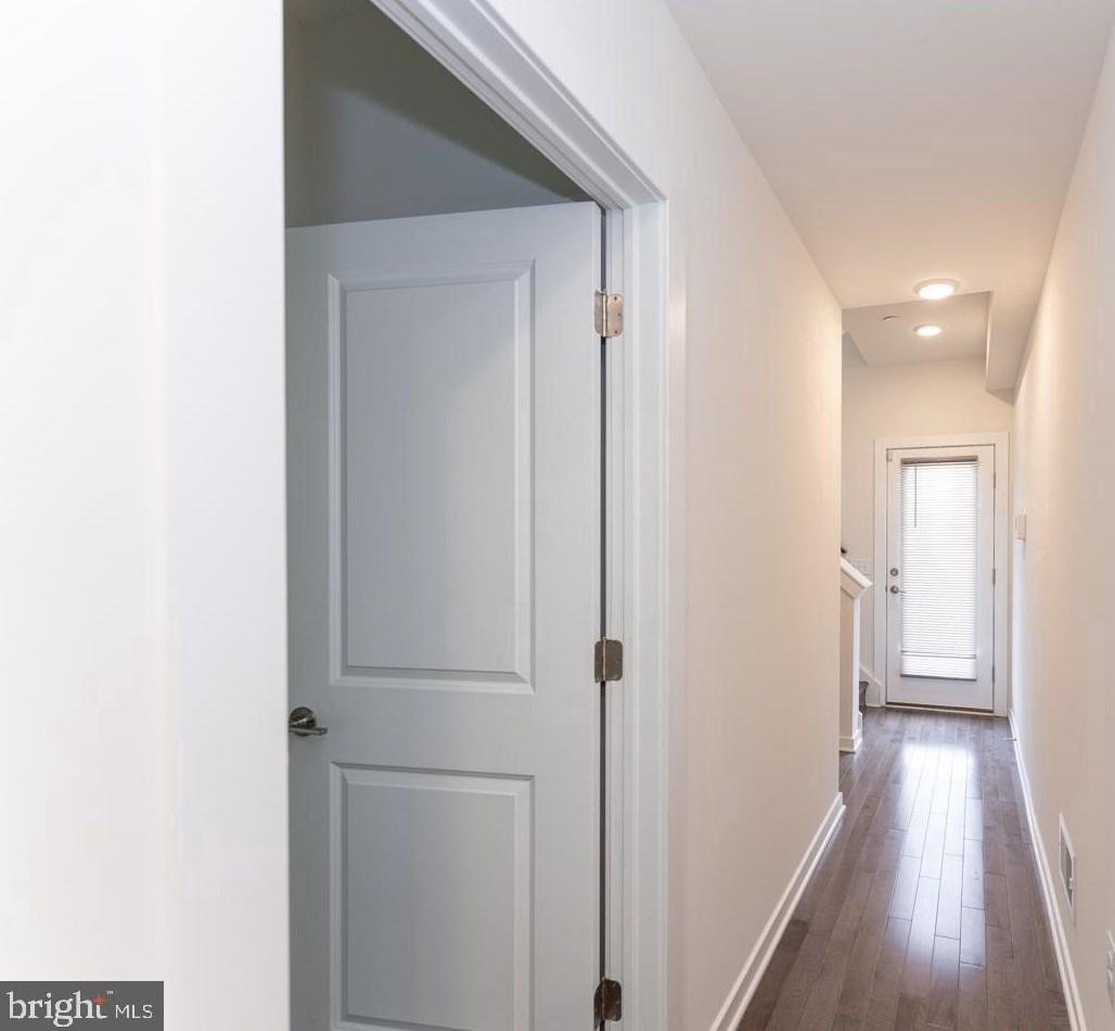 2111 Lehigh Ave, Philadelphia PA  19125-1437 exterior
