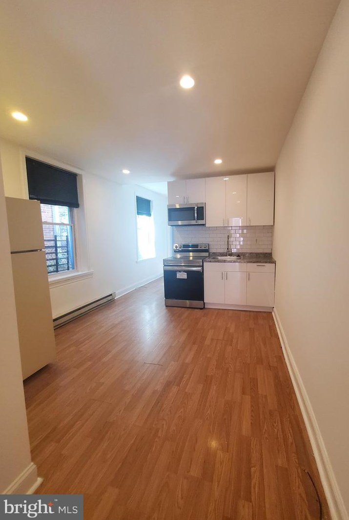 1706 N 25th St #2, Philadelphia, PA 19121