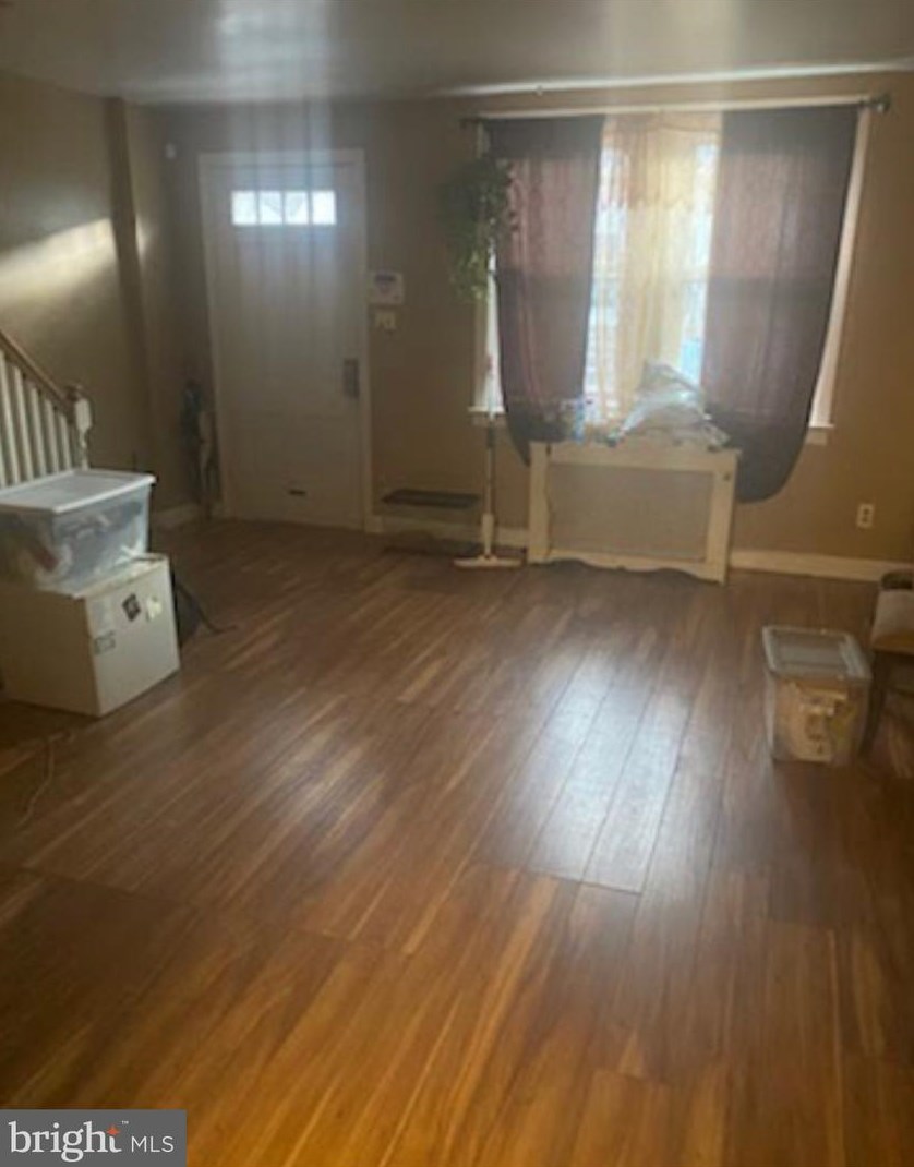 4423 Loring St, Philadelphia, PA 19136-4015