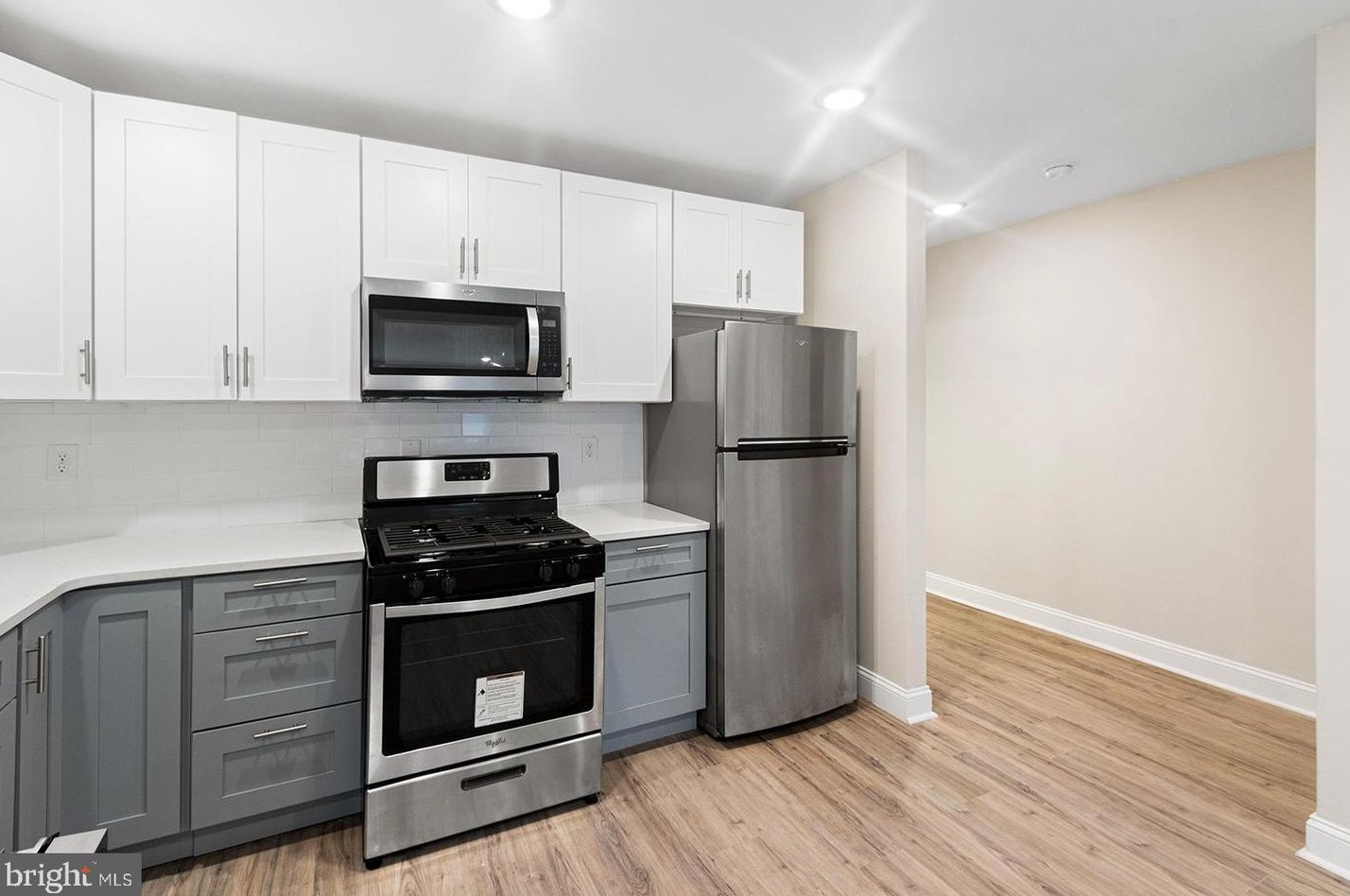 4233 Otter St, Philadelphia, PA 19104-1216