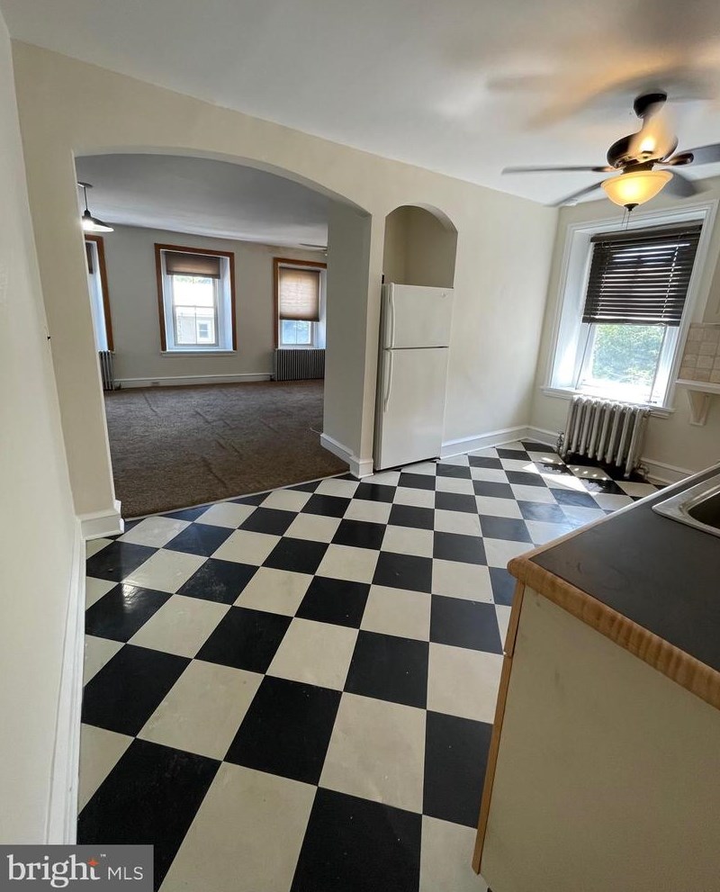 260 Lyceum Ave, Philadelphia, PA 19128-4829