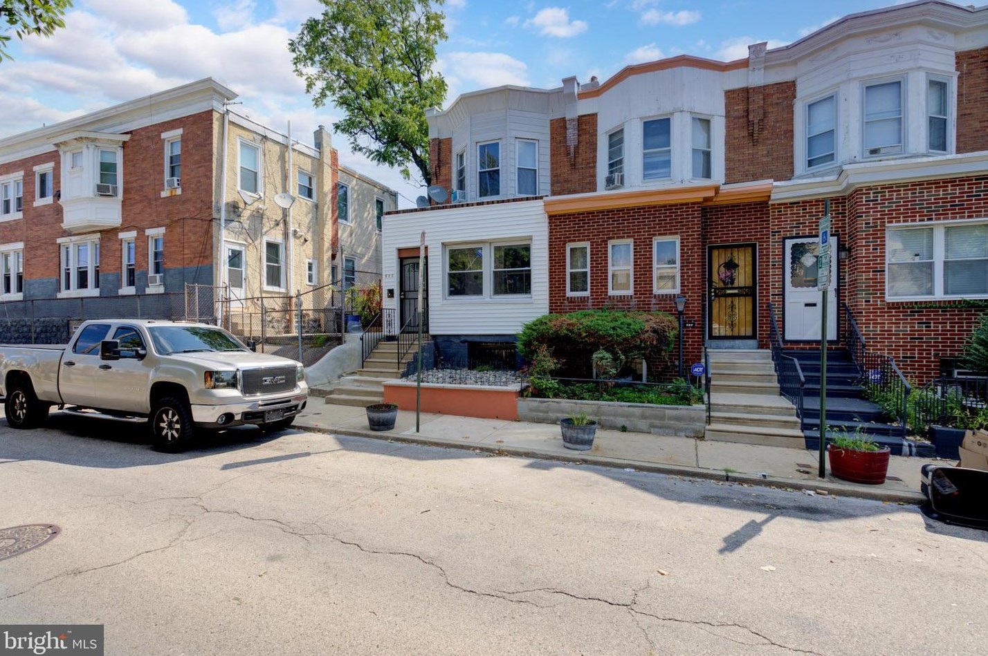 309 Frazier St, Philadelphia, PA 19143-1311