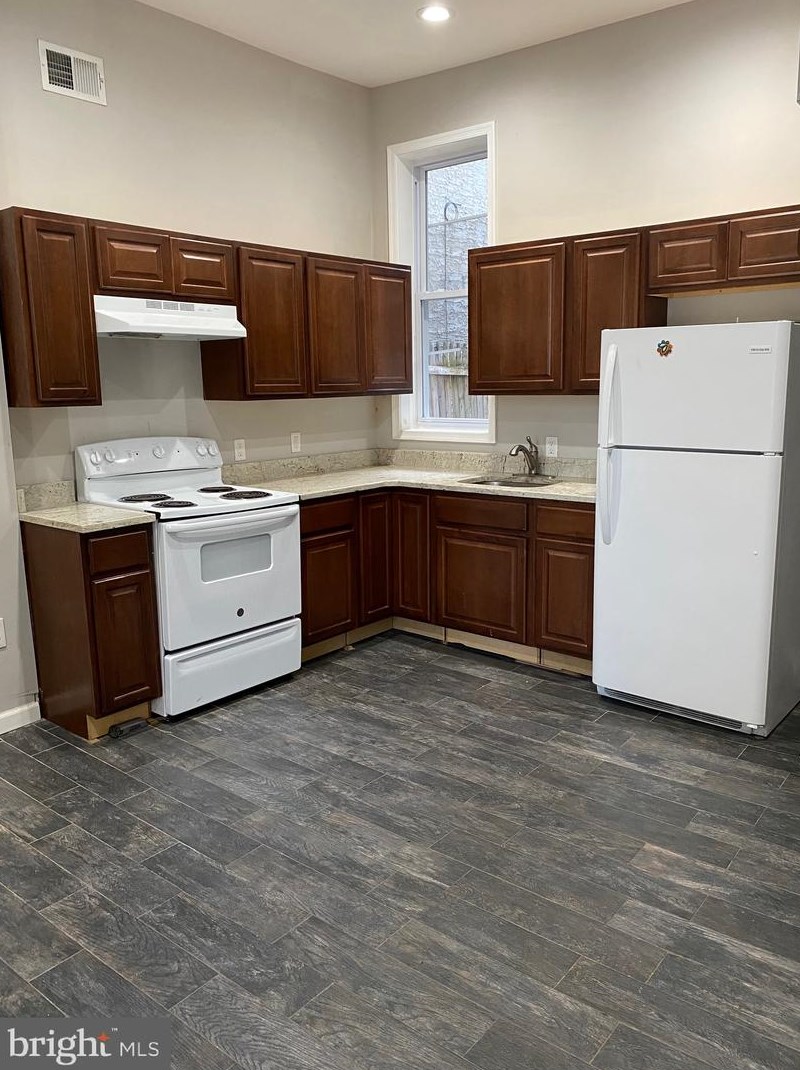 1805 Poplar St #1, Philadelphia, PA 19130