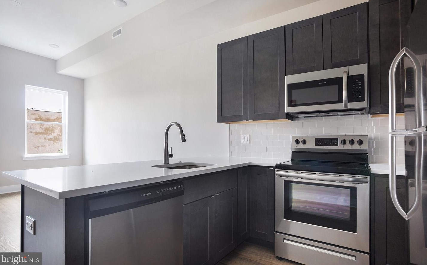 2407 Wharton St #3, Philadelphia, PA 19146