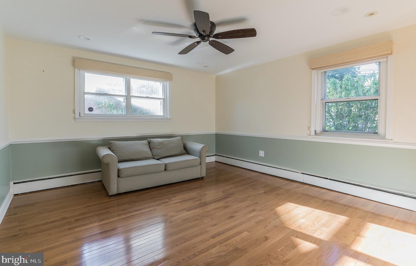 610 Seville St, Philadelphia PA 19128-3630 exterior