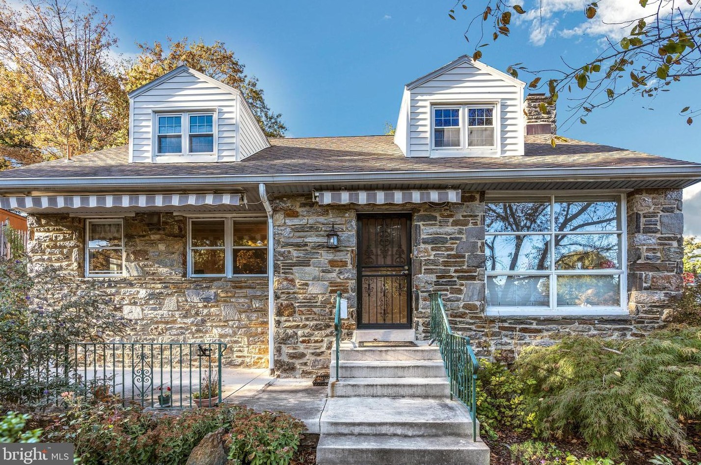 610 Seville St, Philadelphia, PA 19128-2713