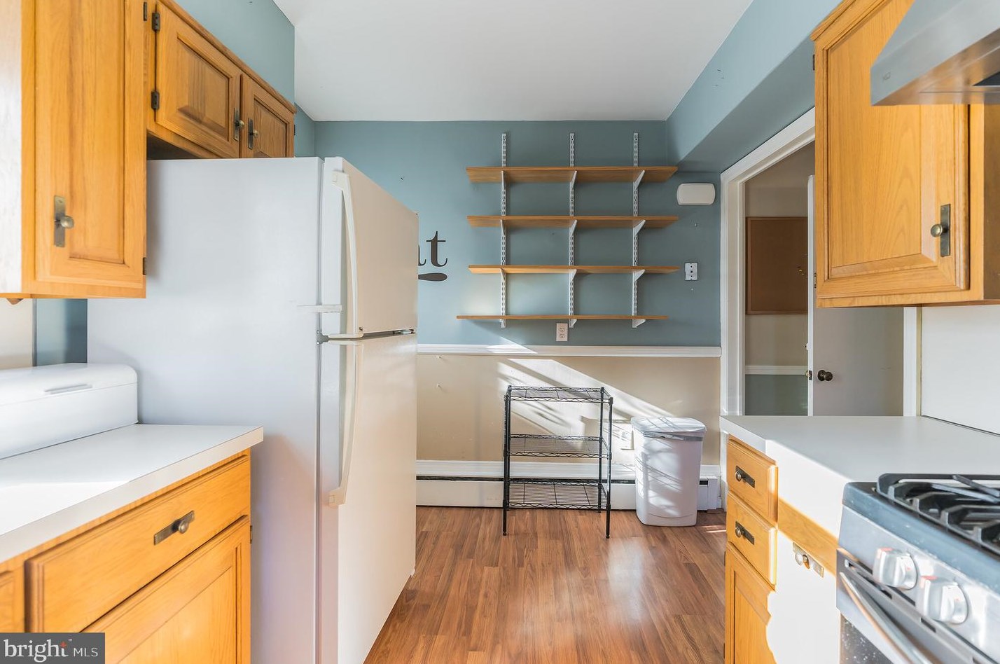 610 Seville St, Philadelphia PA 19128-3630 exterior