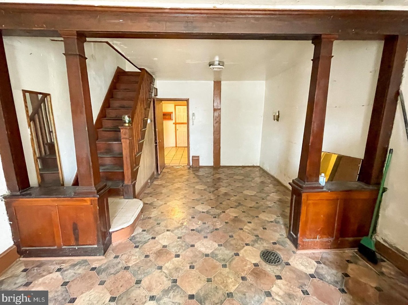 2224 Reese St, Philadelphia PA  19133-2515 exterior