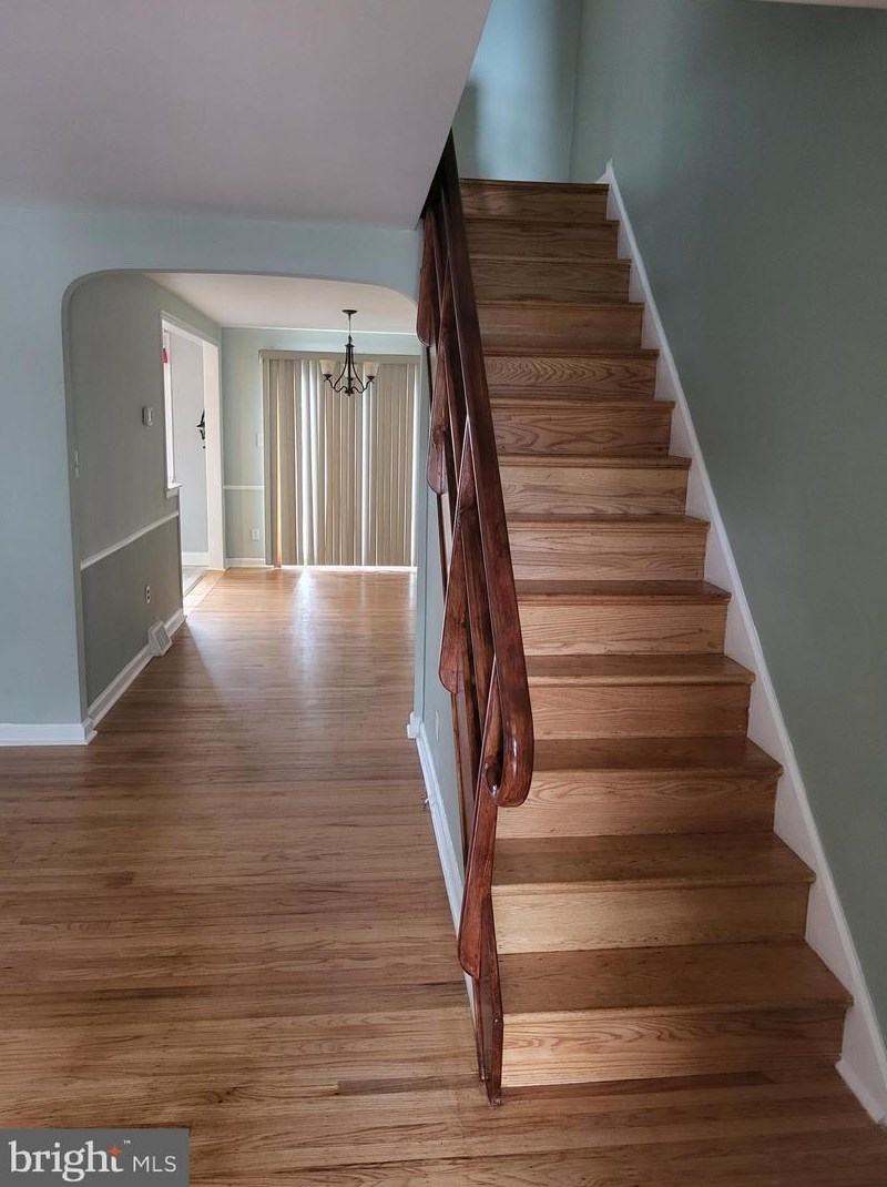 3258 Fordham Rd, Philadelphia, PA 19114-3805