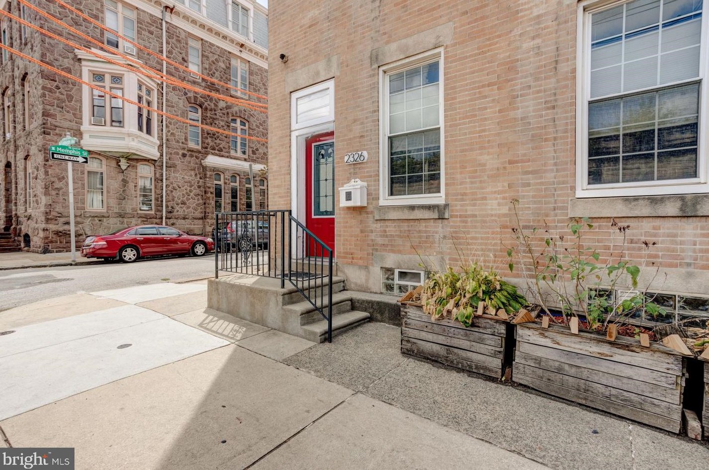 2326 Lehigh Ave, Philadelphia, PA 19125-2316