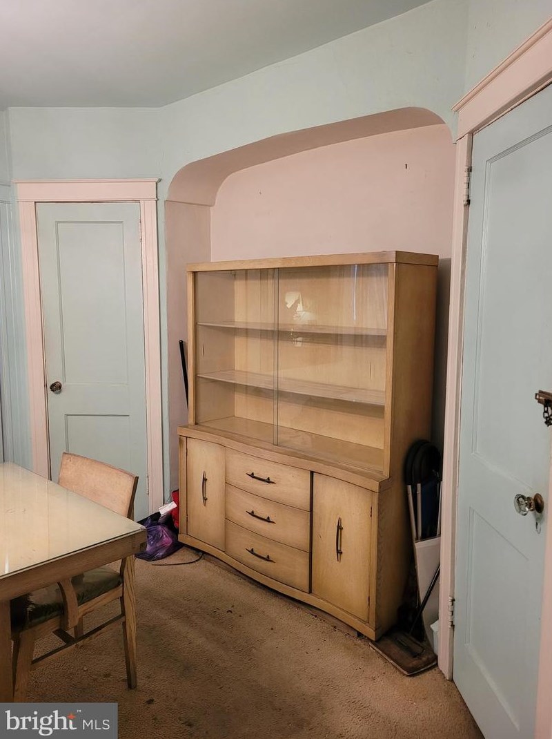 1704 57th St, Philadelphia, PA 19143-0052