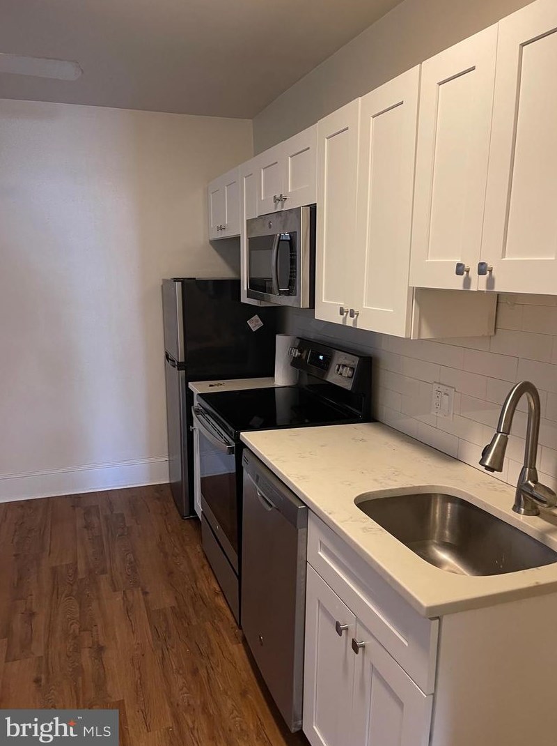 2534 Poplar St Apt B, Philadelphia, PA