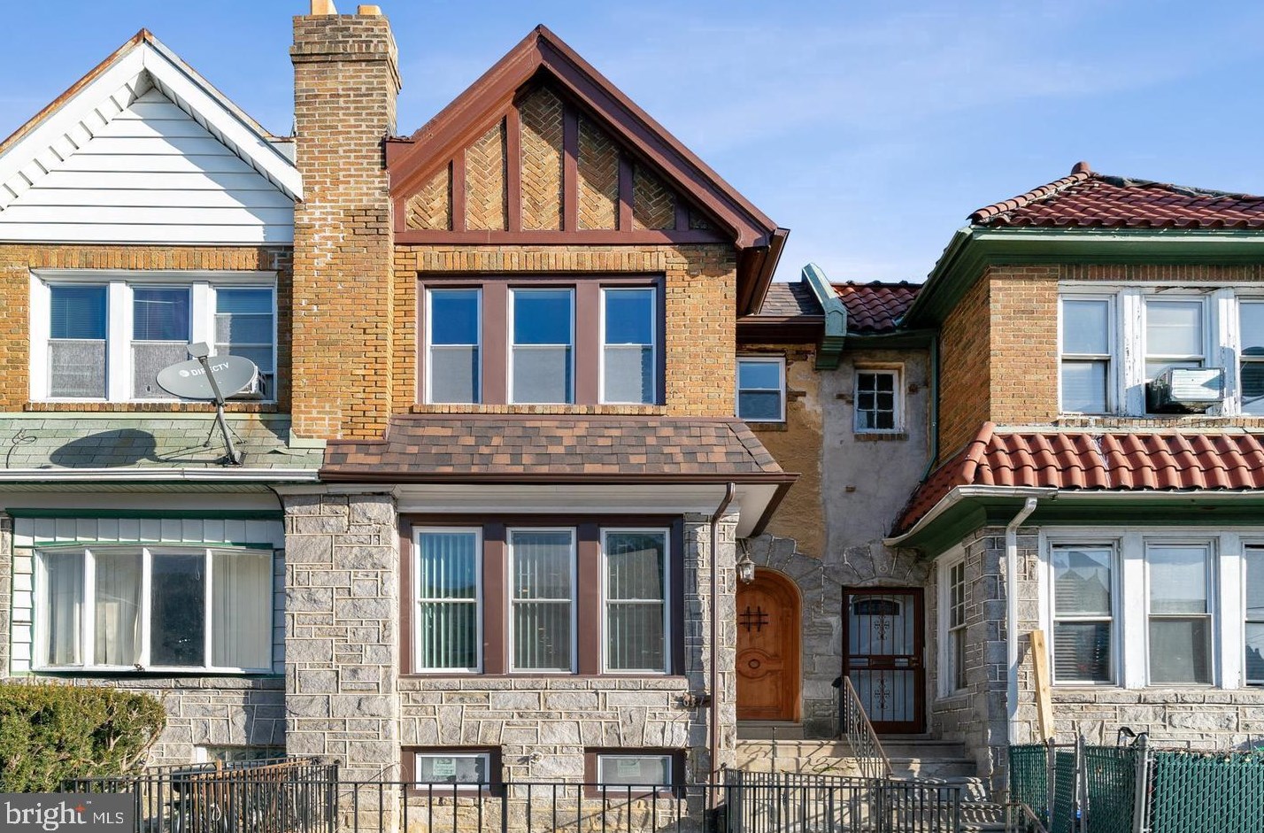 6213 Morton St, Philadelphia, PA 19144