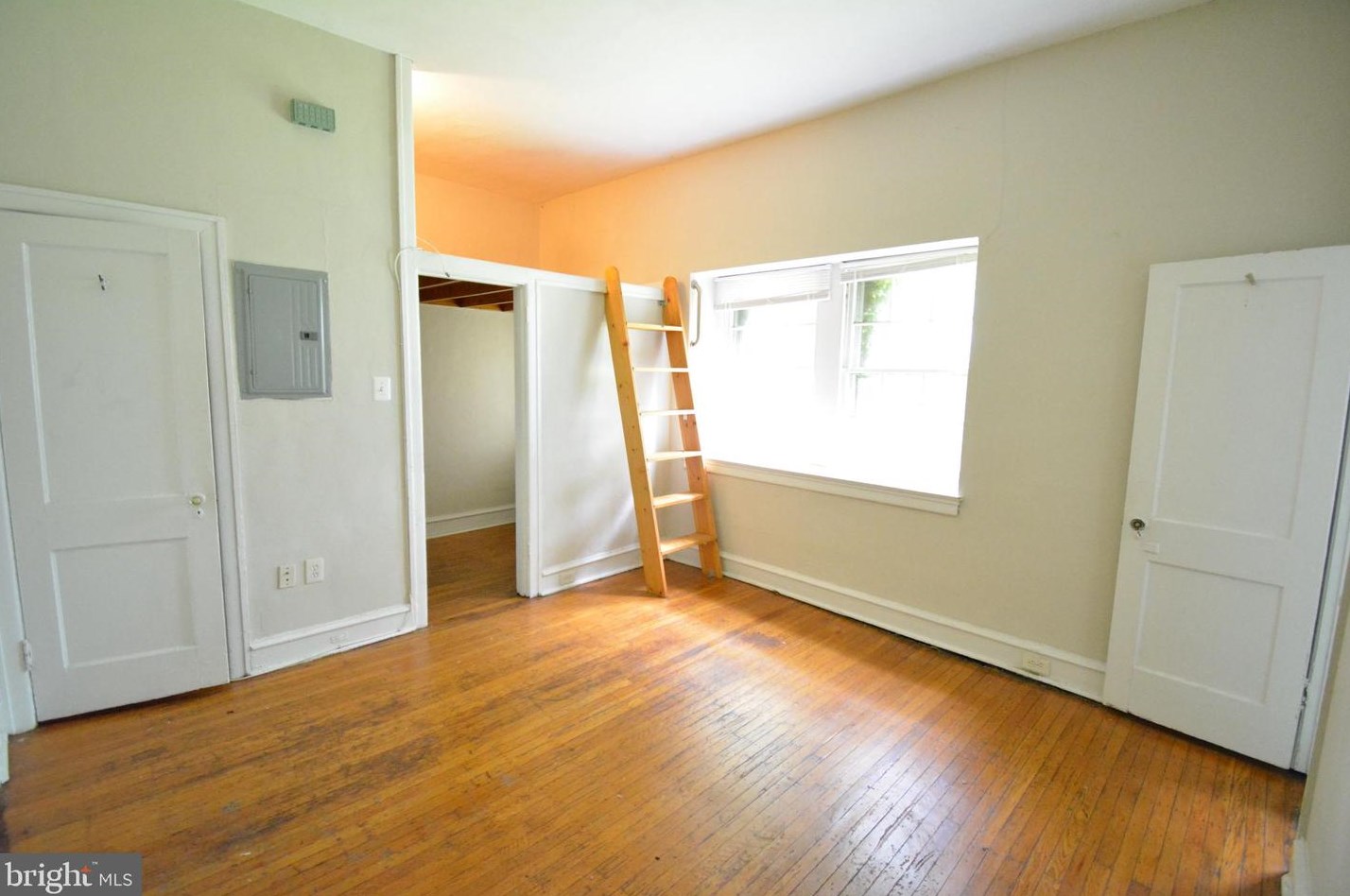 251 W Rittenhouse St Apt 104, Philadelphia, PA 19144