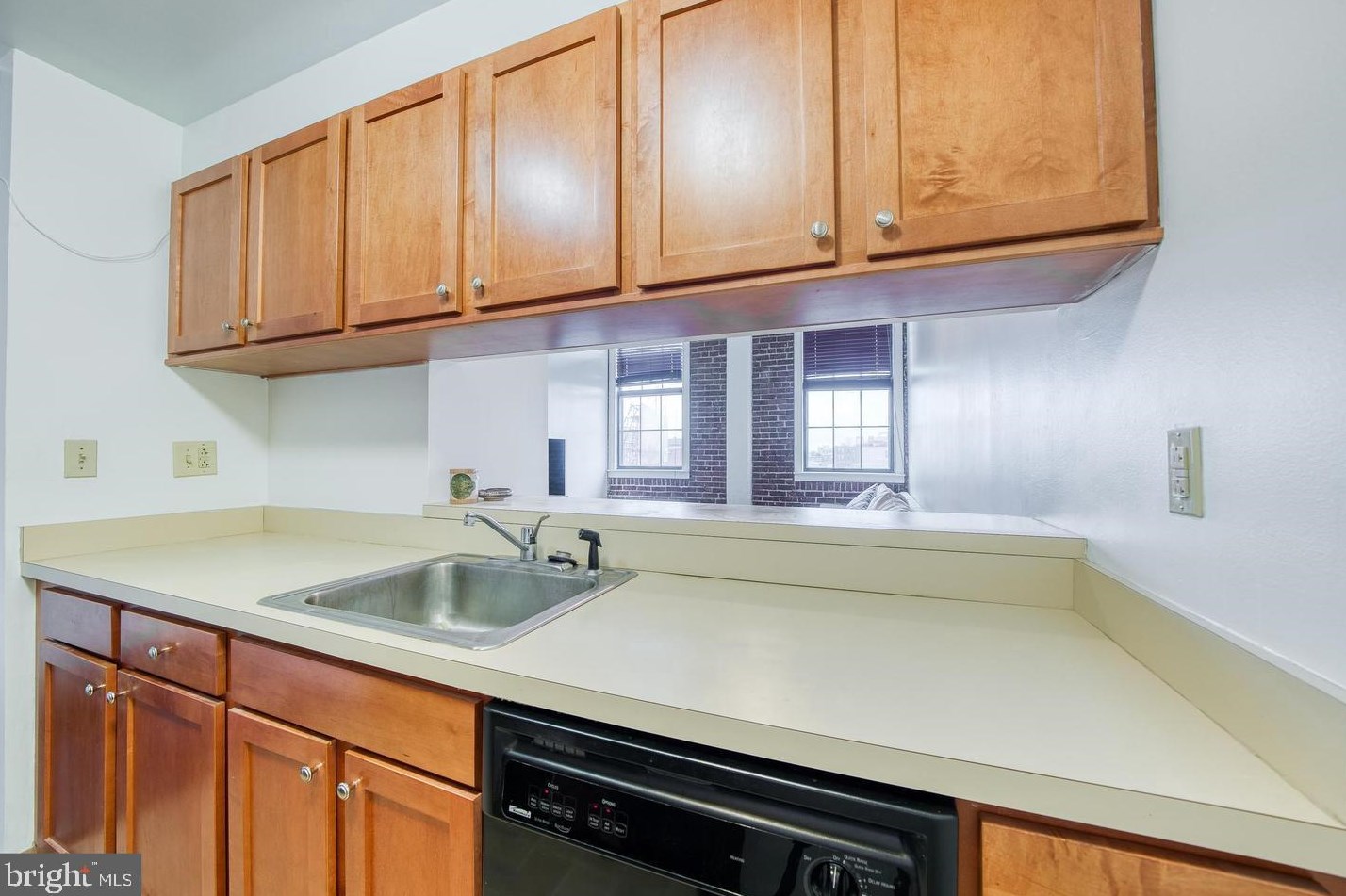 315 New St #622, Philadelphia, PA 19106