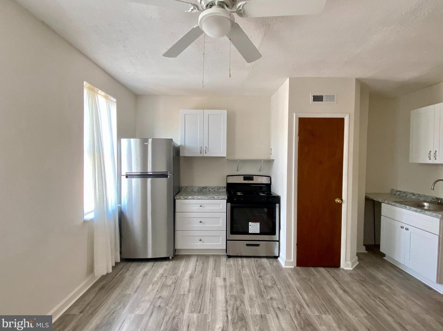 1010 Winton St #2nd Floor, Philadelphia, PA 19148
