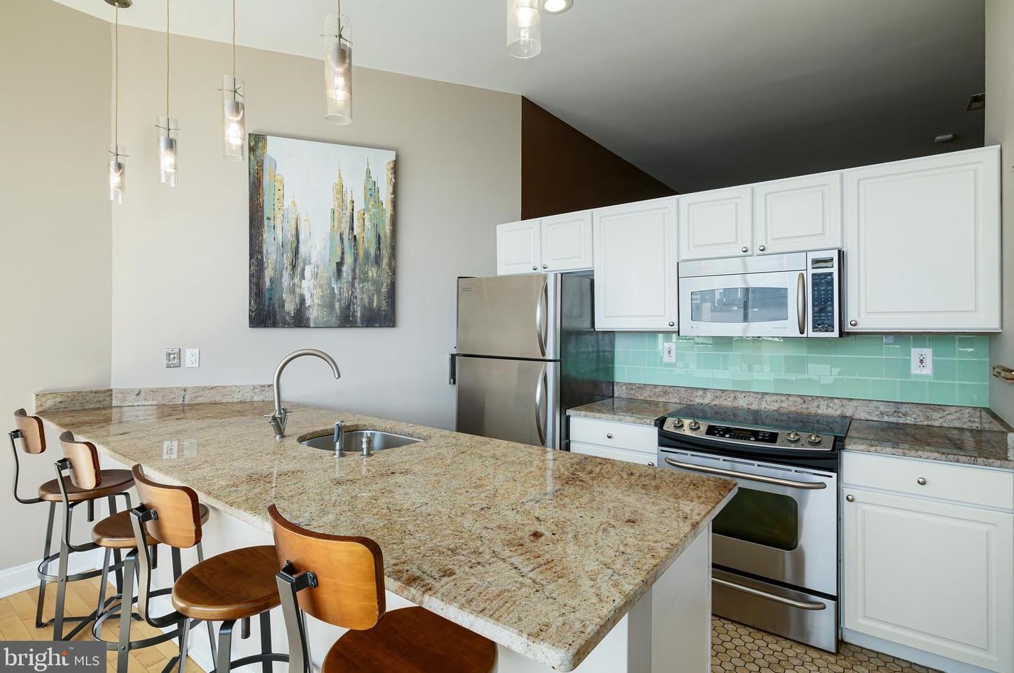315 Arch St #702, Philadelphia, PA 19106