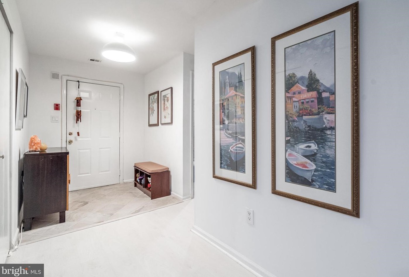 70202 Delaire Landing Rd, Philadelphia, PA 19114-5428