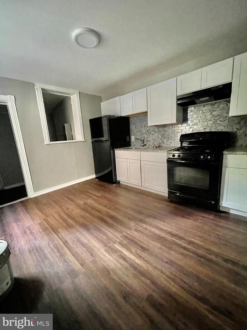 6335 Reedland St, Philadelphia, PA 19142