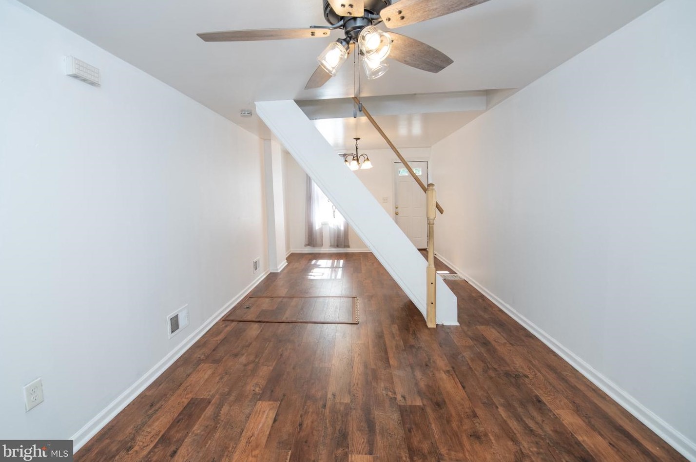 2036 Blair St, Philadelphia PA 19125-1934 exterior