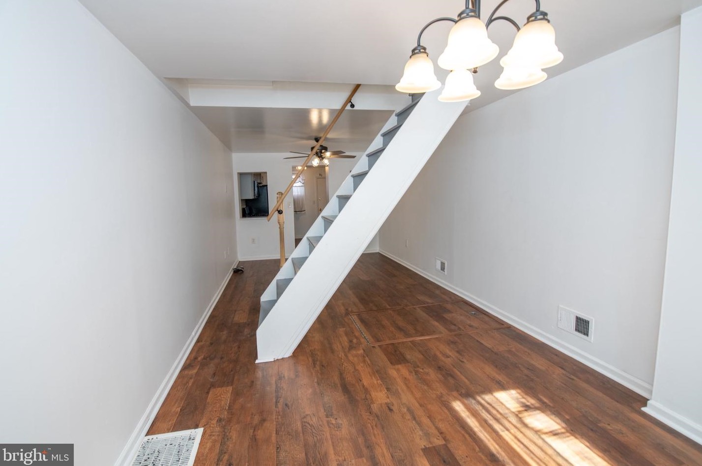 2036 Blair St, Philadelphia PA 19125-1934 exterior