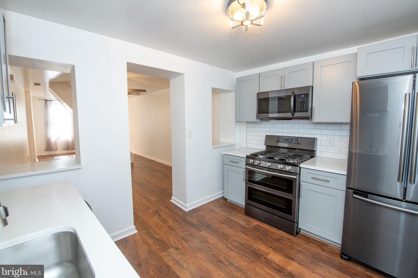 2036 Blair St, Philadelphia PA 19125-1934 exterior