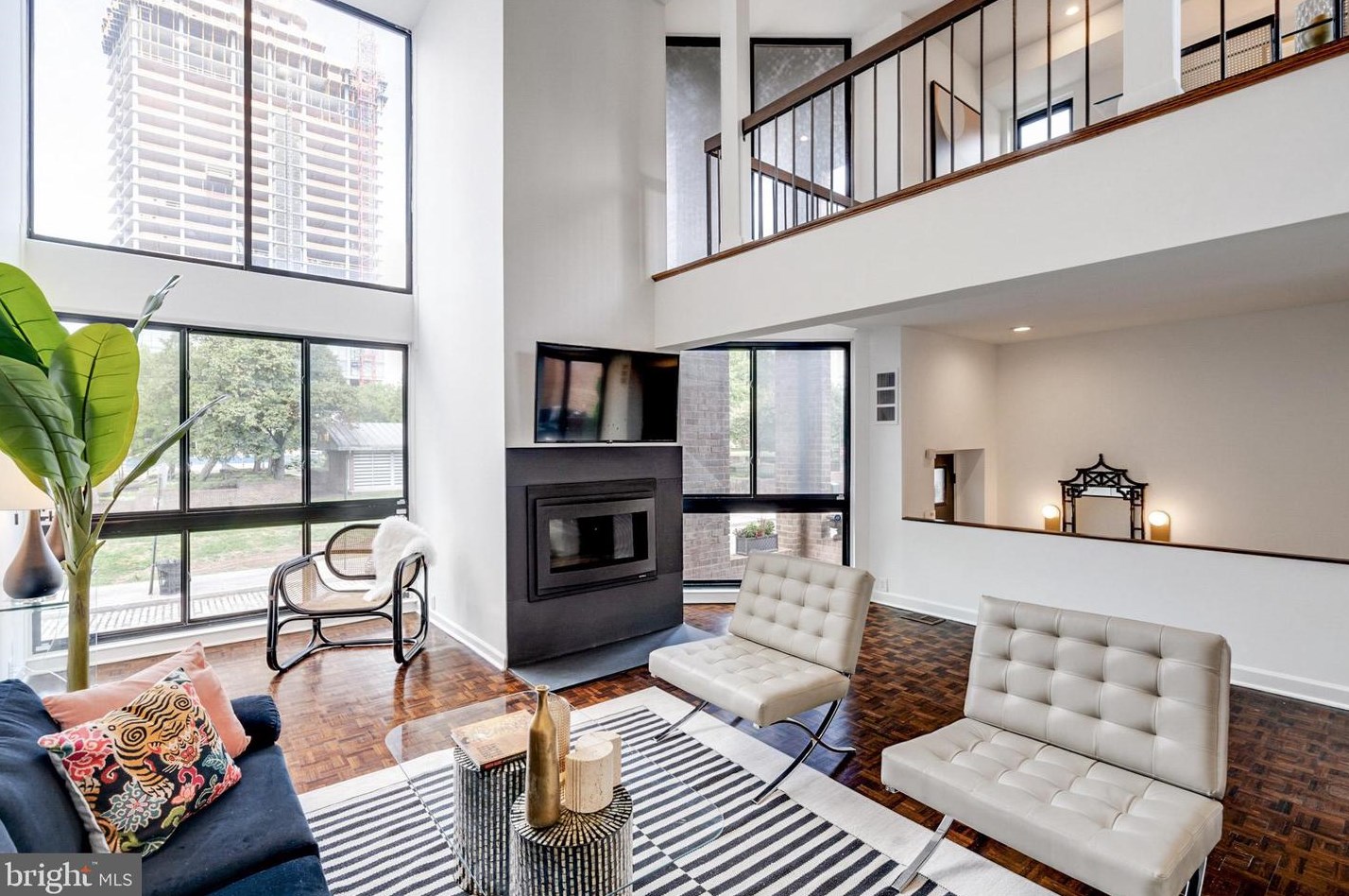 110 Spruce St, Philadelphia, PA 19106-4315