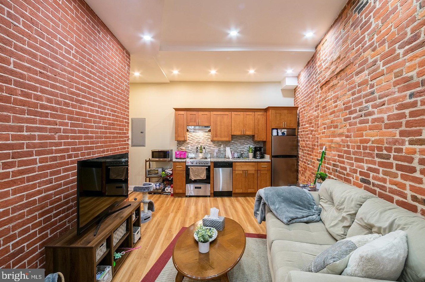 1122 E Passyunk Ave #unit 2, Philadelphia, PA 19147