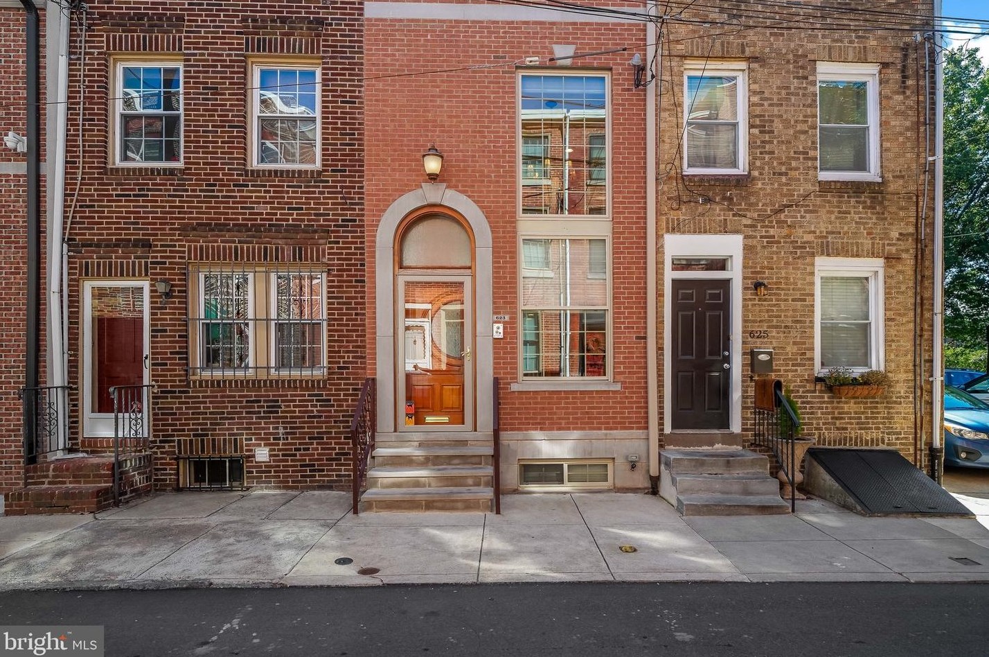 623 Delhi St, Philadelphia, PA 19147-1922