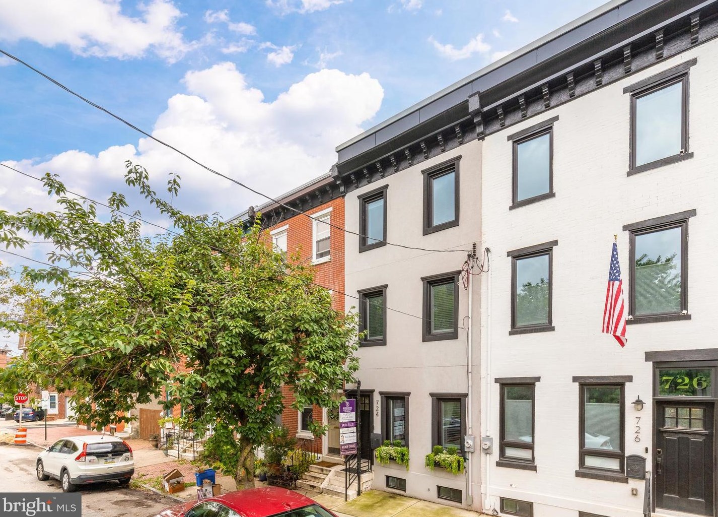 724 Shirley St, Philadelphia PA 19130-2826 exterior